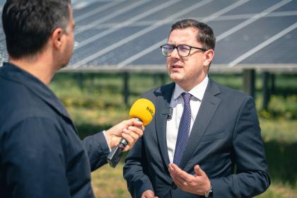 otwarcie elektrowni fotowoltaicznej Rokietnica na terenie Uniwersytetu Przyrodniczego w Poznaniu