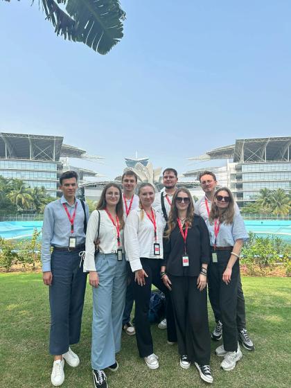 Uczestnicy wyjazdu do Uniwersytetu w Chenaii