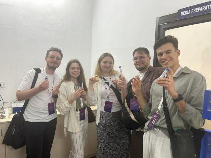 Uczestnicy wyjazdu do Uniwersytetu w Chenaii