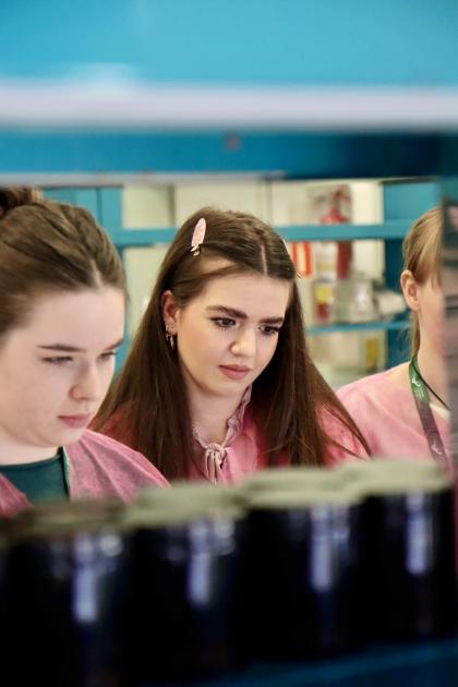 Kobiety w laboratorium