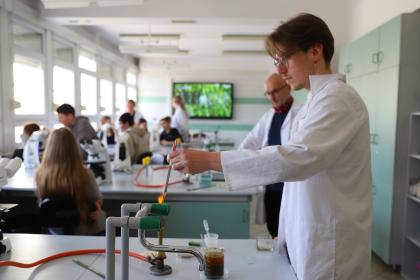 Studenci i goście podczas Poznańskiego Festiwalu Nauki i Sztuki na UPP