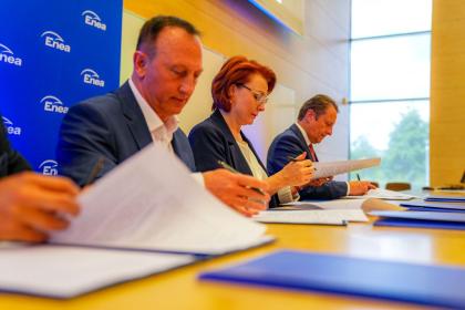 Uczestnicy wydarzenia Mokradła dla klimatu i bioróżnorodności „ENEA dla mokradeł”