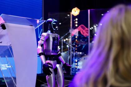robot humanoidalny 