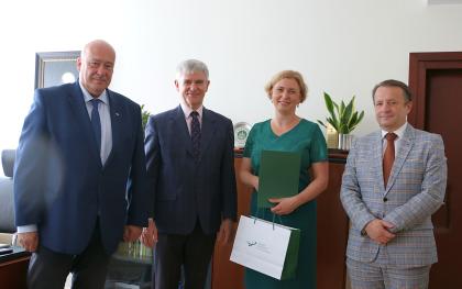 grupa osób 