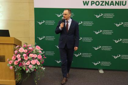 Dziekan Wydziału Rolnictwa, Ogrodnictwa i Biotechnologii