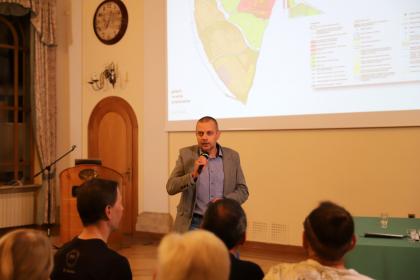 Uczestnicy debaty o przyszłości Golęcina na UPP